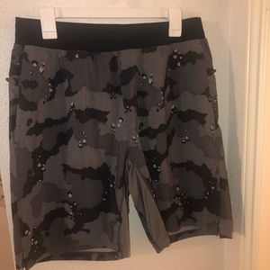 Fabletics Men’s 9” Franchise Short